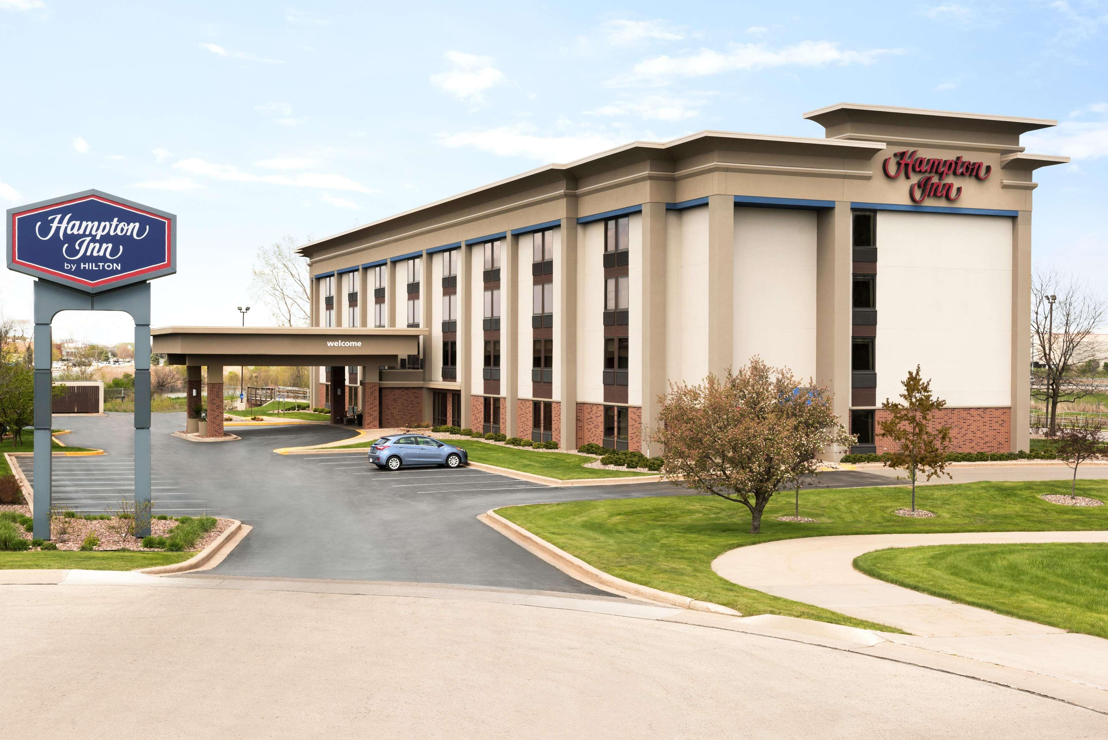 Hampton Inn Appleton-Fox River Mall Area Exterior photo